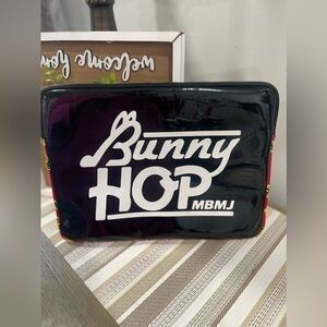 MARC BY MARC JACOBS
Tablets & E-readers
Tablet Cases